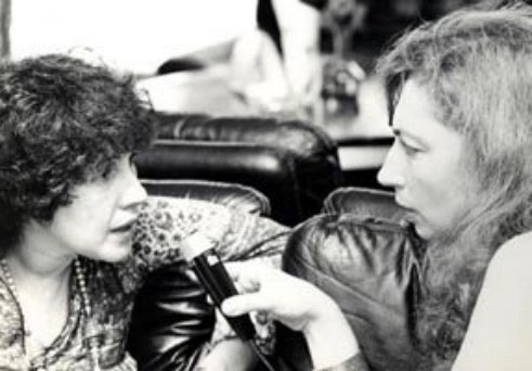 1980. Rachel Chalf interviews Phyllis Chesler about anti-semitism during the summer of 1980, in Tel Aviv. The articles would appear in Ha'aretz and Yediot Ahoronot.