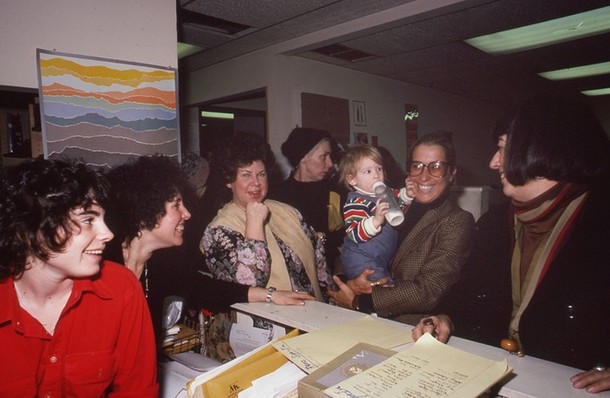 <br><br>MS magazine office press conference, January 1979, in solidarity with Bella Abzug after Abzug’s dismissal by President Carter from the chairmanship of the National Advisory Committee on Women. Left to right: Laurie Junguert, Phyllis Chesler, Koryne Horbal, Maggie Peyton, Letty Cottin Pogrebin holding Ariel Chesler, and Bea Kreloff.