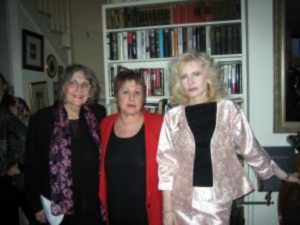 Phyllis Chesler with Barbara Seaman and Sher Hite.