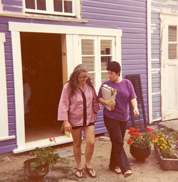 1981. Phyllis Chesler and Kate Millet at The Farm in Poughkeepsie, New York