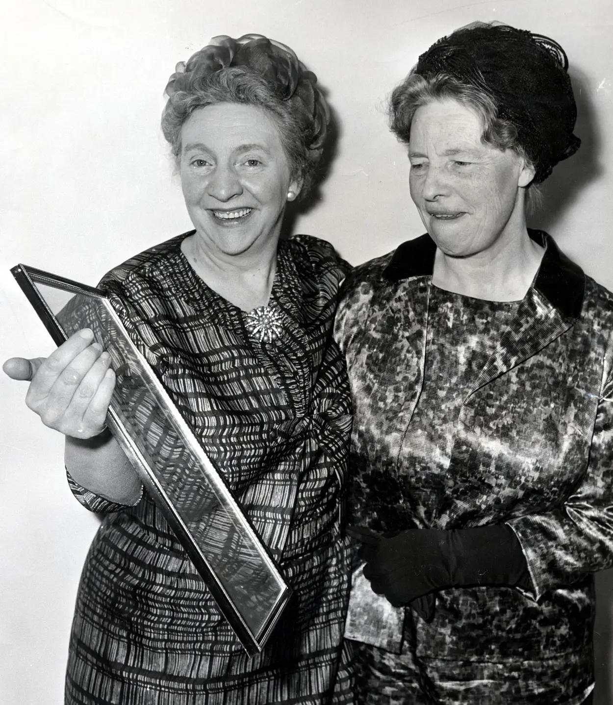 Spinster Sisters Versus Nazi's